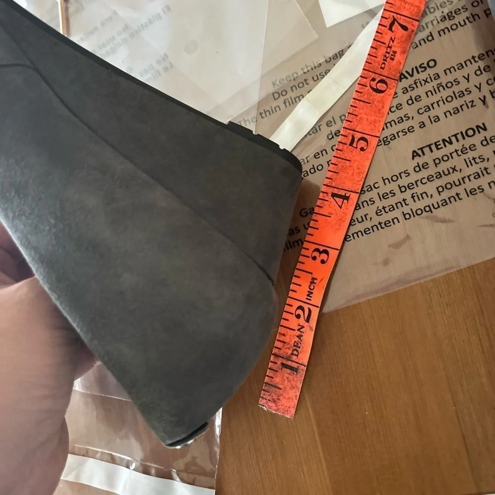 Clark's Gray Suede Wedges Size 9 1/2 W